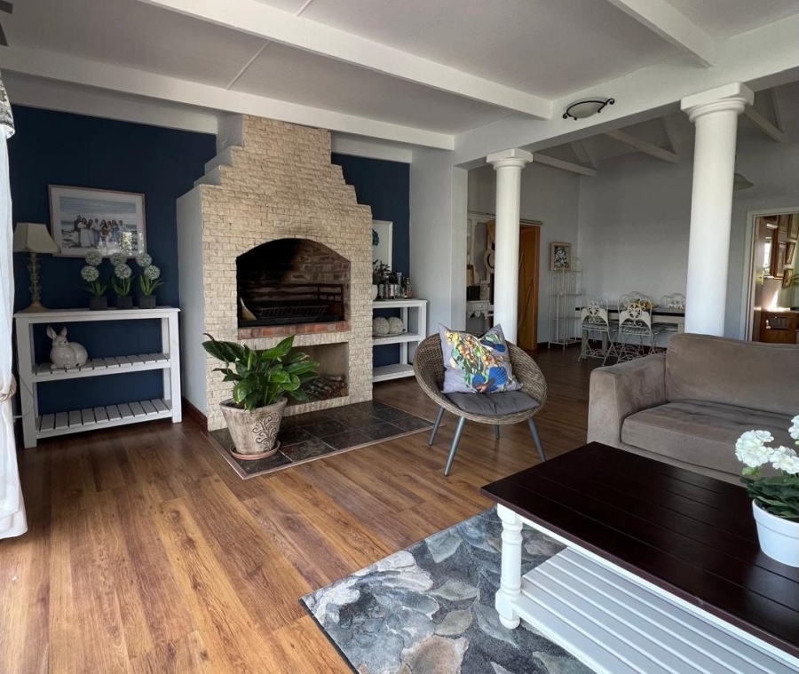 3 Bedroom Property for Sale in Stilbaai Wes Western Cape